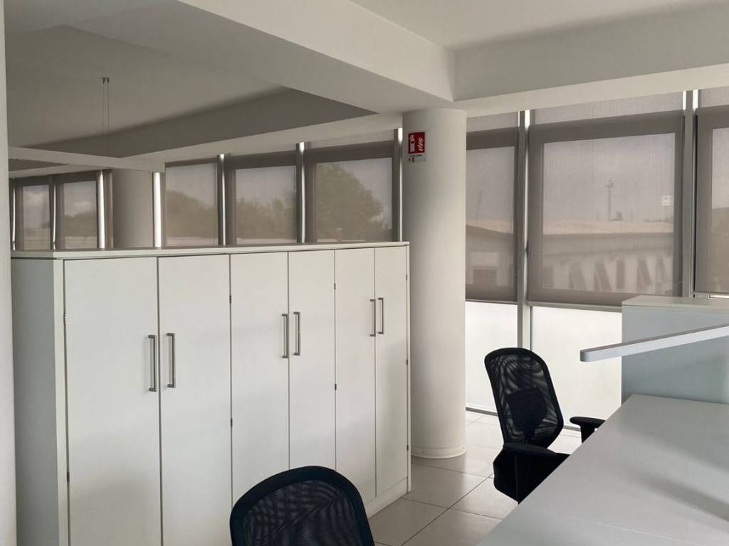 ufficio in vendita a Casalecchio di Reno