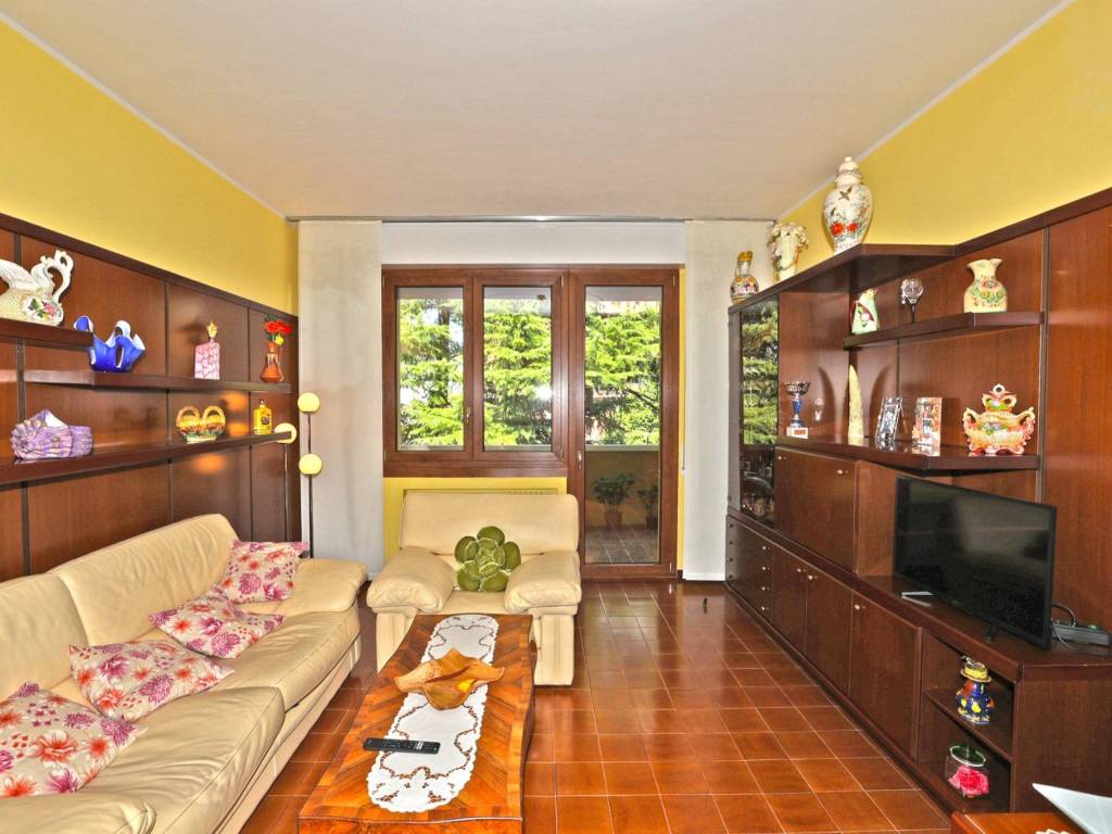 appartamento in vendita a Casalecchio di Reno in zona Garibaldi/La Mutua