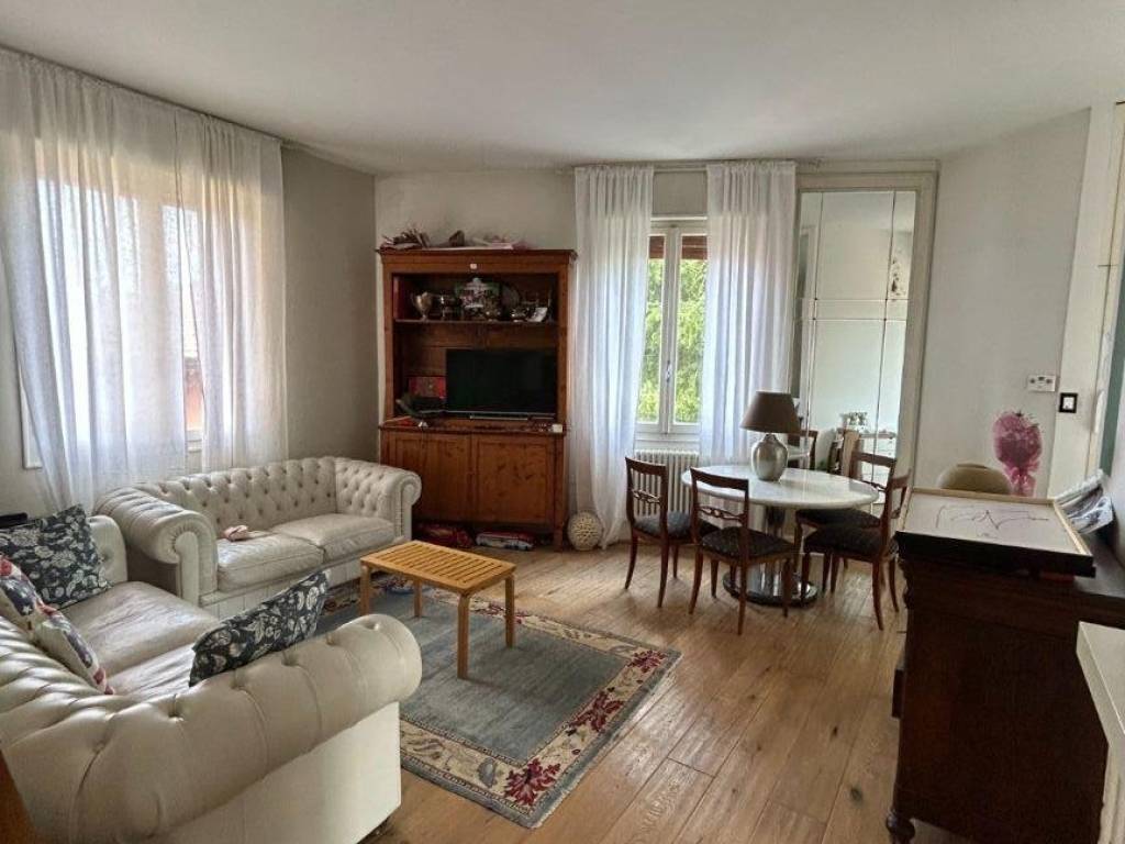 appartamento in vendita a Casalecchio di Reno in zona Garibaldi/La Mutua