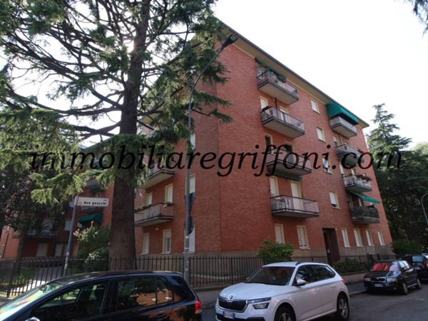 appartamento in vendita a Casalecchio di Reno in zona Croce
