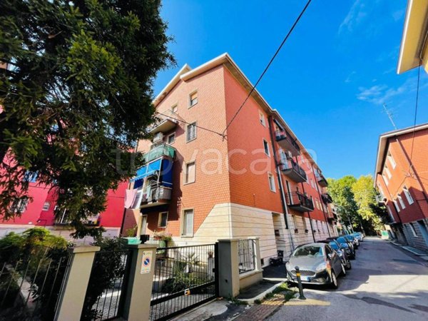 appartamento in vendita a Casalecchio di Reno