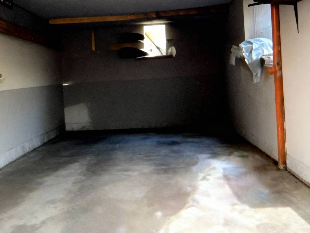 locale commerciale in vendita a Casalecchio di Reno in zona Ceretolo