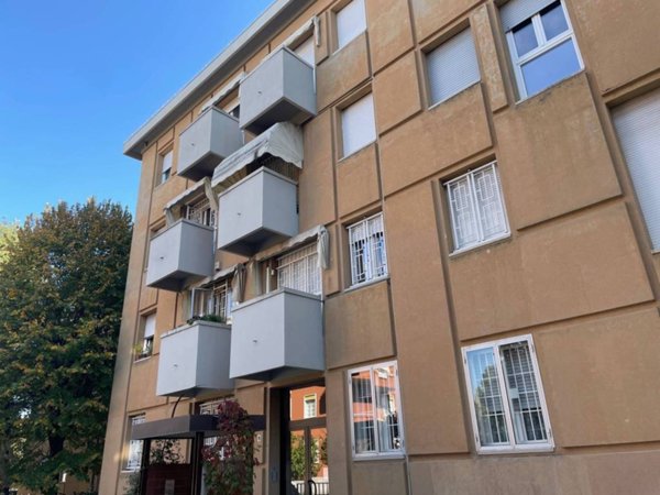 appartamento in vendita a Casalecchio di Reno in zona Garibaldi/La Mutua