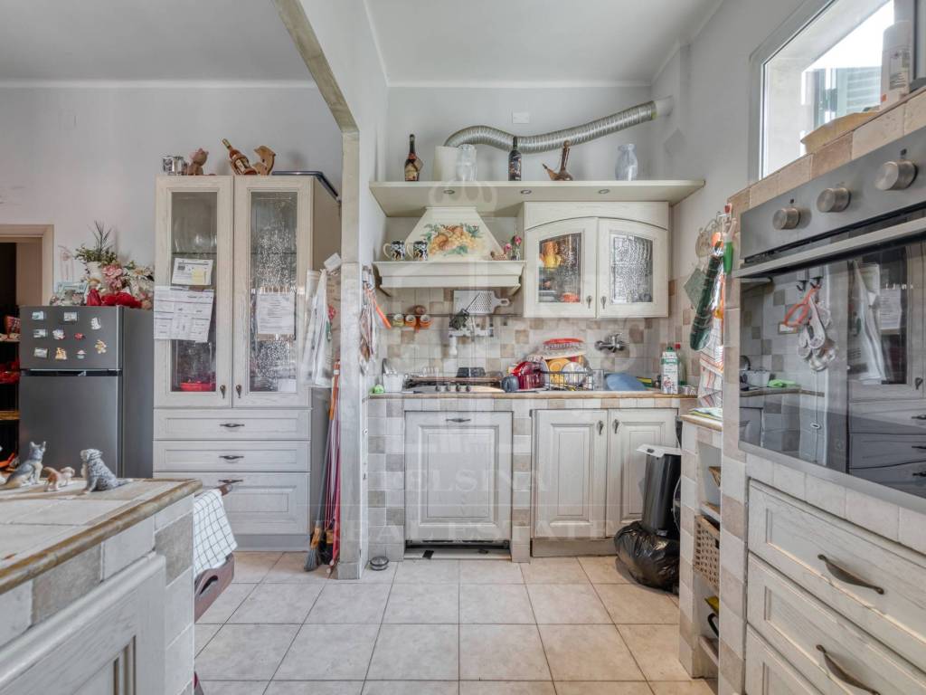 appartamento in vendita a Casalecchio di Reno in zona Garibaldi/La Mutua