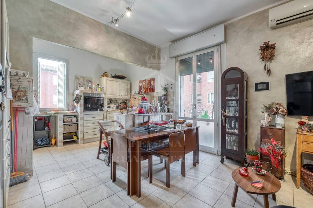 appartamento in vendita a Casalecchio di Reno in zona Garibaldi/La Mutua