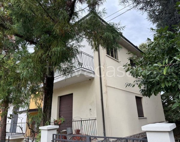 casa indipendente in vendita a Casalecchio di Reno in zona Ceretolo