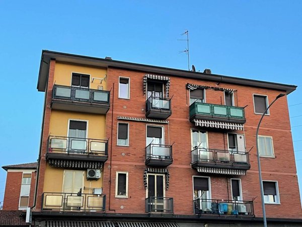 appartamento in vendita a Casalecchio di Reno in zona Garibaldi/La Mutua