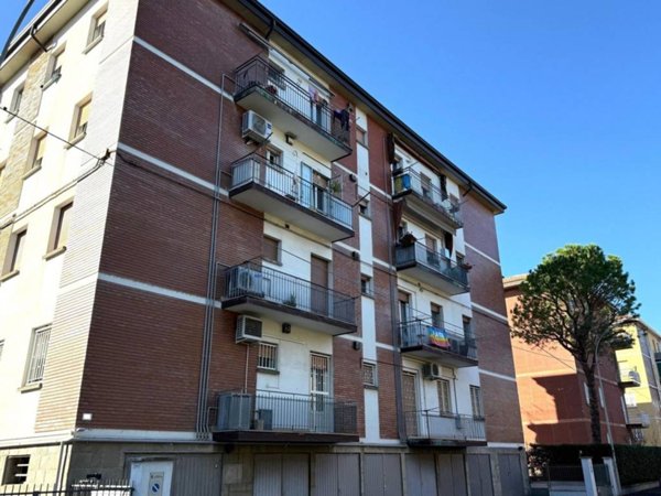appartamento in vendita a Casalecchio di Reno in zona Garibaldi/La Mutua