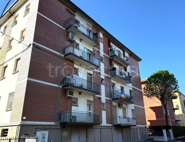 appartamento in vendita a Casalecchio di Reno in zona Garibaldi/La Mutua