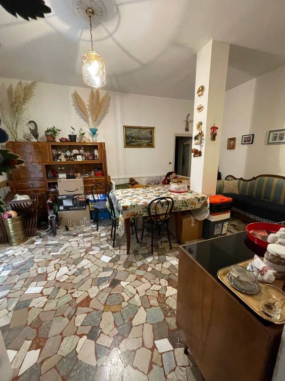 appartamento in vendita a Casalecchio di Reno in zona Garibaldi/La Mutua