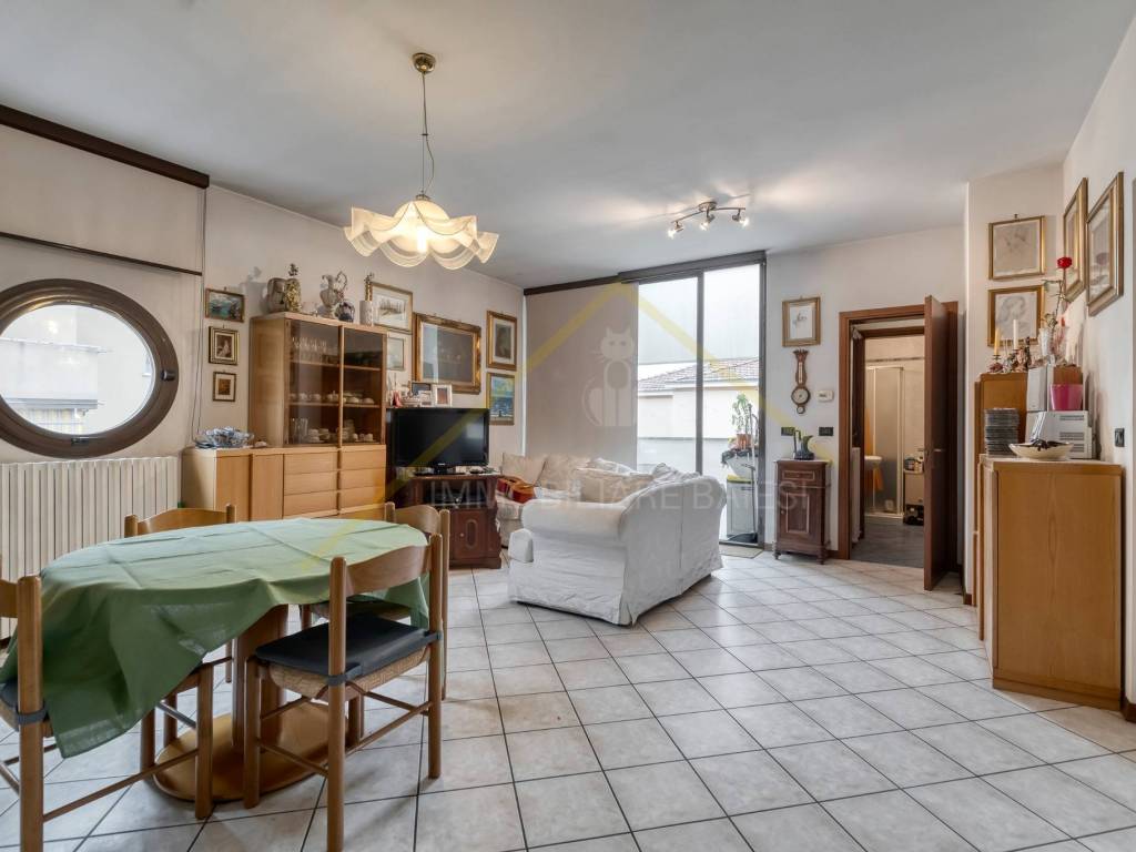 appartamento in vendita a Casalecchio di Reno in zona Croce