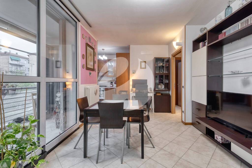 appartamento in vendita a Casalecchio di Reno