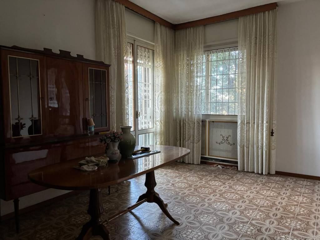 appartamento in vendita a Casalecchio di Reno in zona Garibaldi/La Mutua