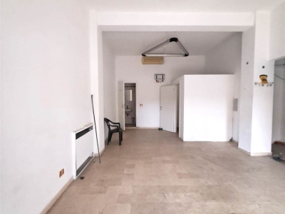 negozio in vendita a Casalecchio di Reno