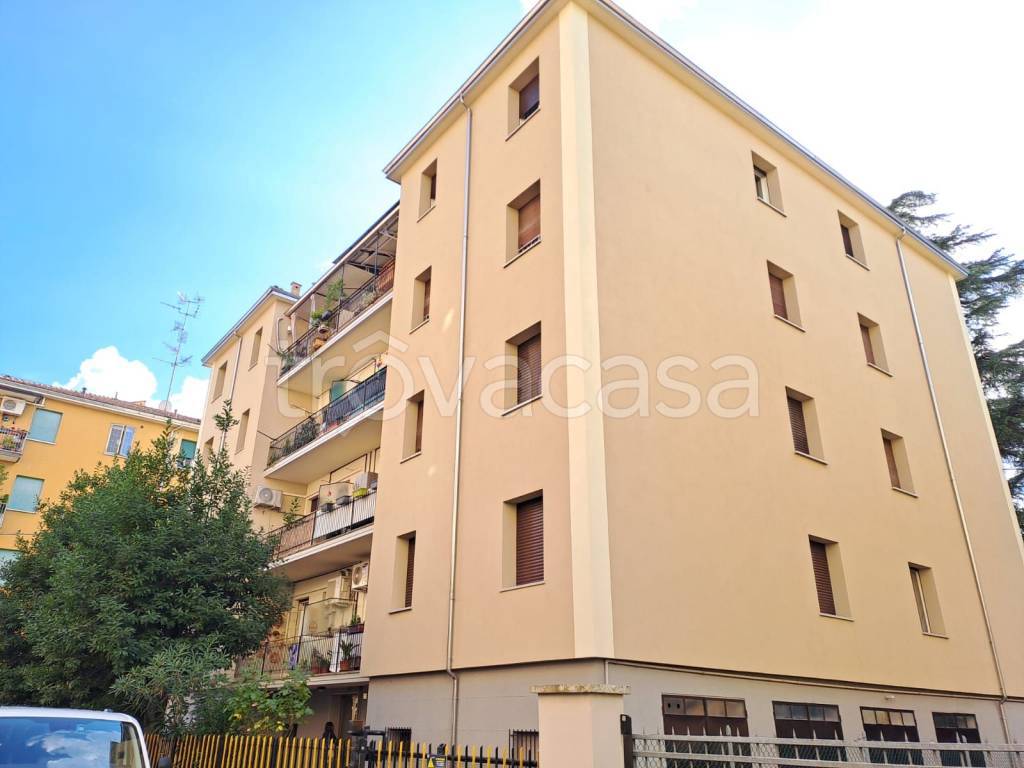 appartamento in vendita a Casalecchio di Reno