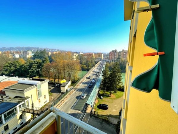 appartamento in vendita a Casalecchio di Reno in zona Garibaldi/La Mutua