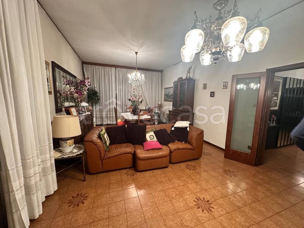 appartamento in vendita a Casalecchio di Reno in zona Croce