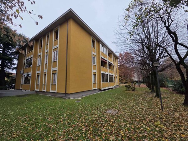 appartamento in vendita a Casalecchio di Reno in zona Garibaldi/La Mutua