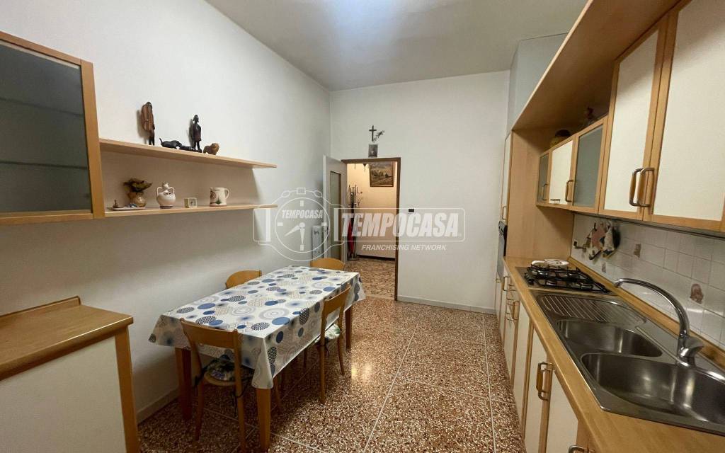 appartamento in vendita a Casalecchio di Reno in zona Garibaldi/La Mutua