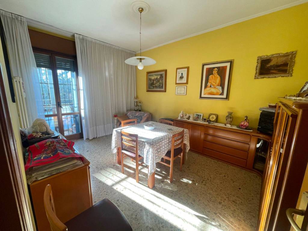 appartamento in vendita a Casalecchio di Reno in zona Garibaldi/La Mutua