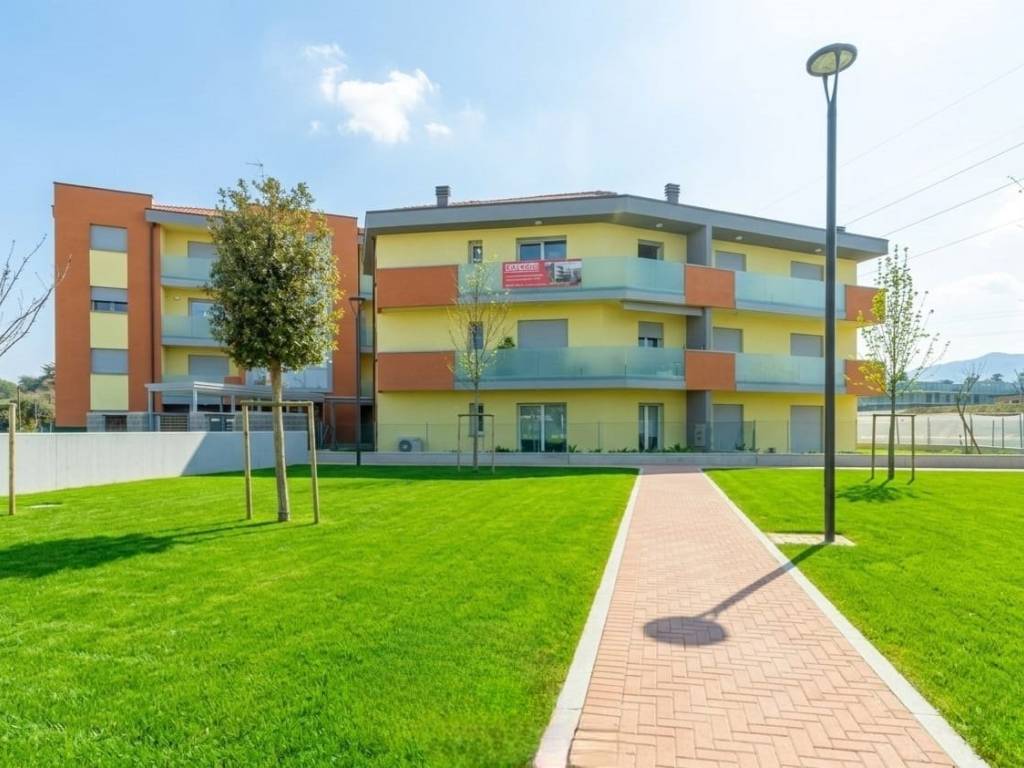 appartamento in vendita a Casalecchio di Reno in zona Garibaldi/La Mutua