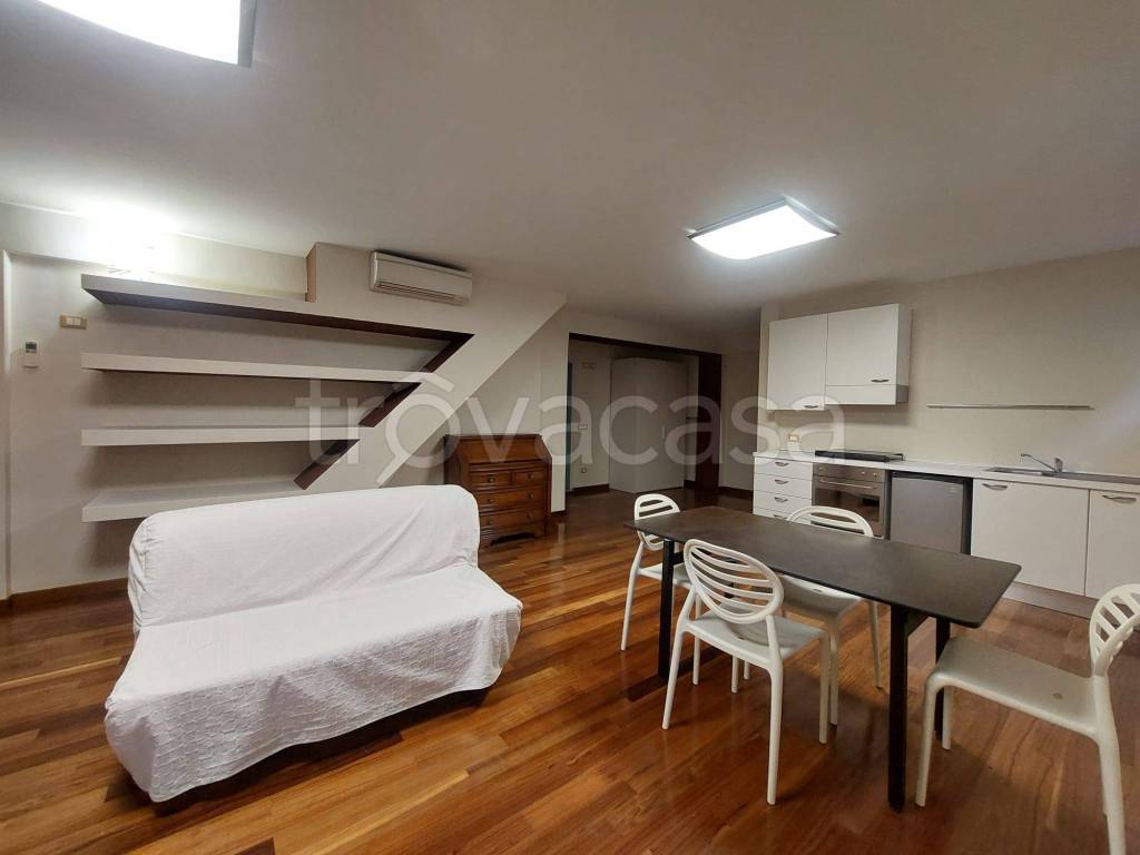 appartamento in vendita a Casalecchio di Reno in zona Croce