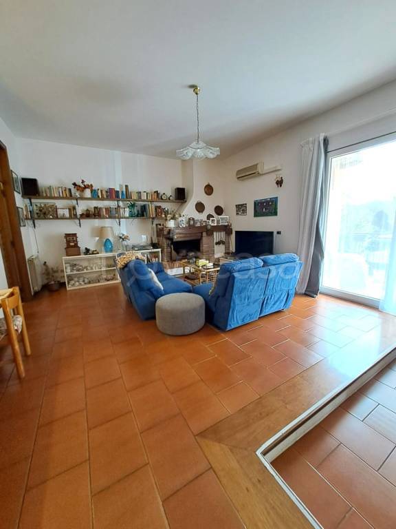 casa indipendente in vendita a Casalecchio di Reno in zona Ceretolo