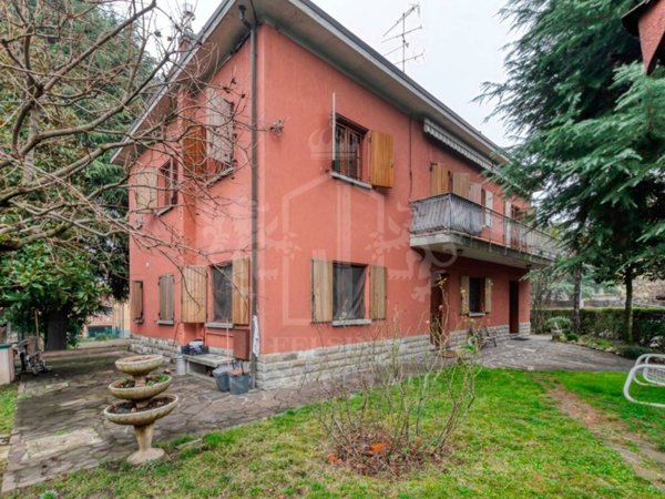 casa indipendente in vendita a Casalecchio di Reno