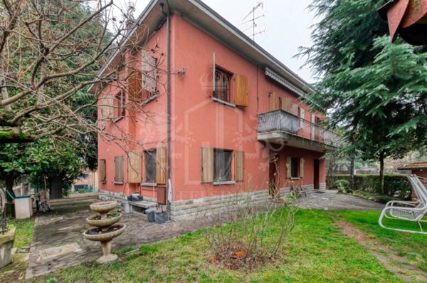 casa indipendente in vendita a Casalecchio di Reno