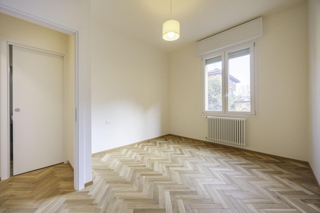 pentavano in vendita a Casalecchio di Reno