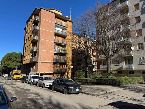 appartamento in vendita a Casalecchio di Reno in zona Croce