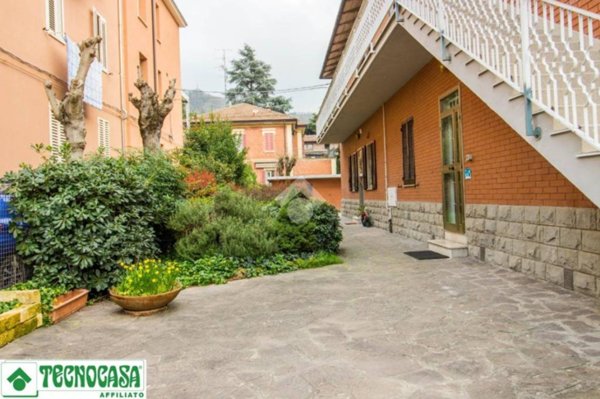 appartamento in vendita a Casalecchio di Reno in zona Garibaldi/La Mutua