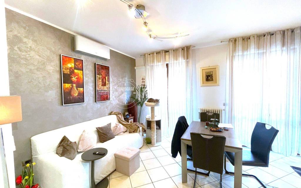 appartamento in vendita a Casalecchio di Reno in zona Garibaldi/La Mutua