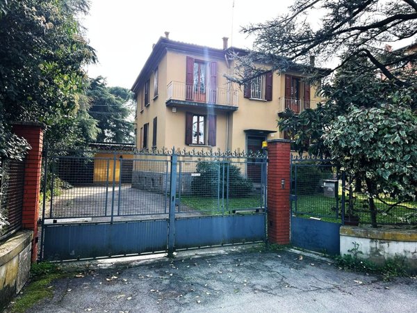 appartamento in vendita a Casalecchio di Reno