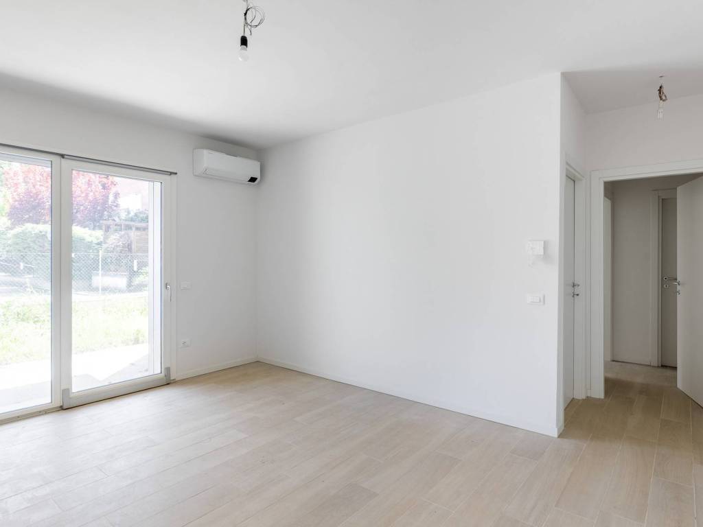appartamento in vendita a Casalecchio di Reno in zona Garibaldi/La Mutua