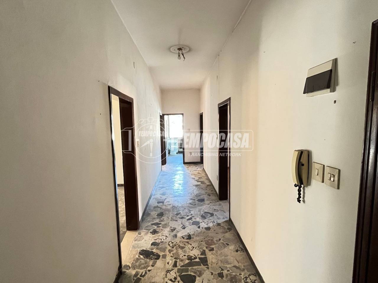 appartamento in vendita a Casalecchio di Reno in zona Garibaldi/La Mutua