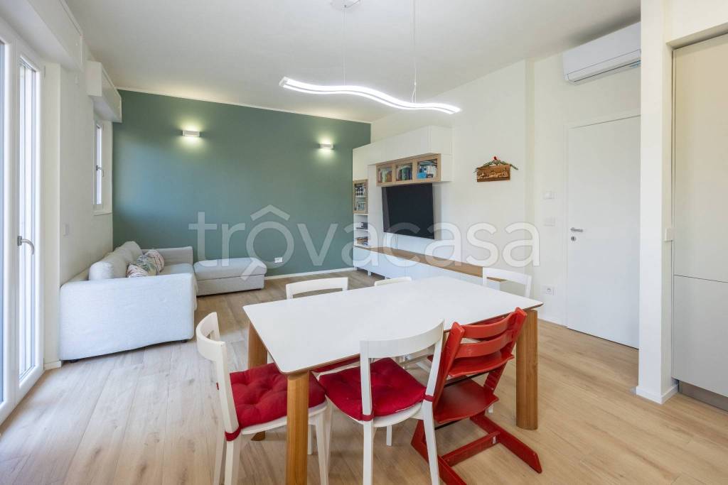 appartamento in vendita a Casalecchio di Reno in zona Croce