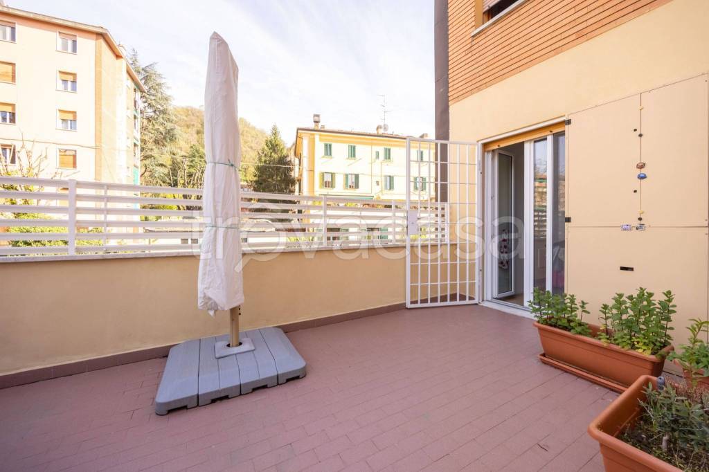 appartamento in vendita a Casalecchio di Reno in zona Croce