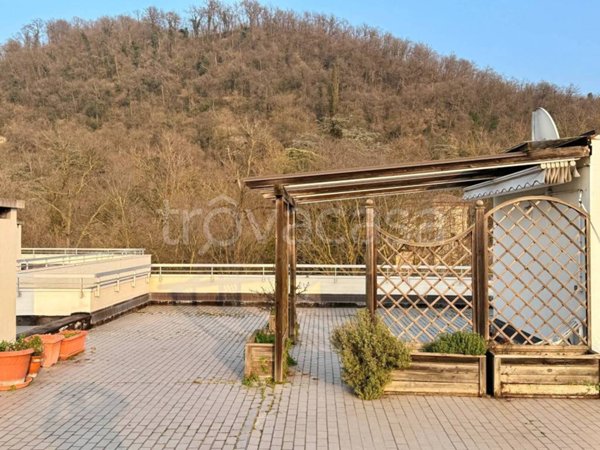 appartamento in vendita a Casalecchio di Reno