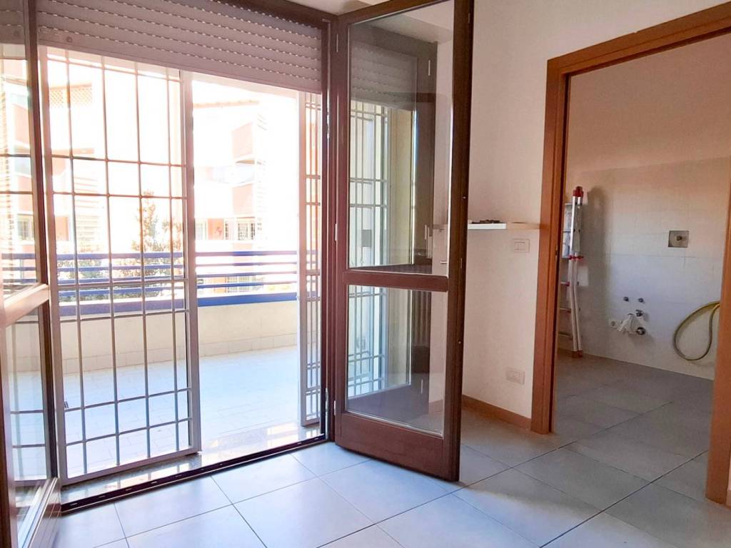 appartamento in vendita a Casalecchio di Reno in zona Garibaldi/La Mutua