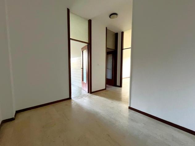 appartamento in vendita a Casalecchio di Reno in zona Garibaldi/La Mutua