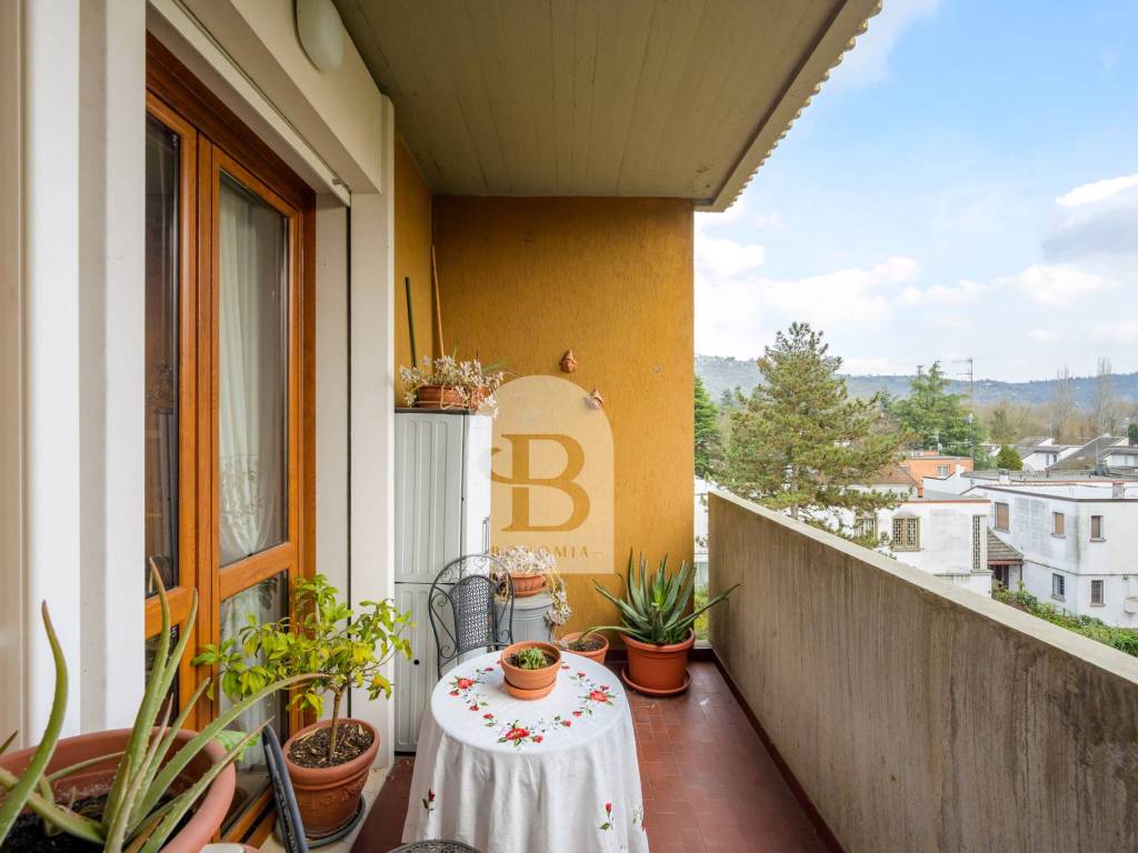 appartamento in vendita a Casalecchio di Reno