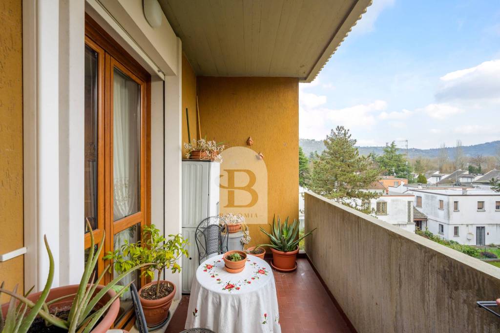 appartamento in vendita a Casalecchio di Reno