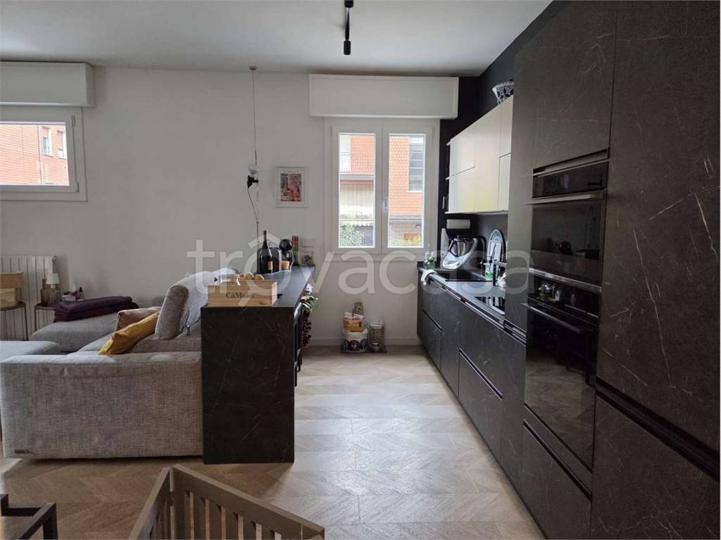 appartamento in vendita a Casalecchio di Reno