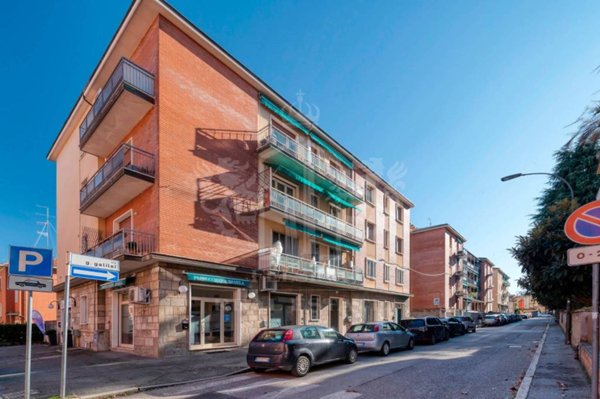 appartamento in vendita a Casalecchio di Reno in zona Garibaldi/La Mutua