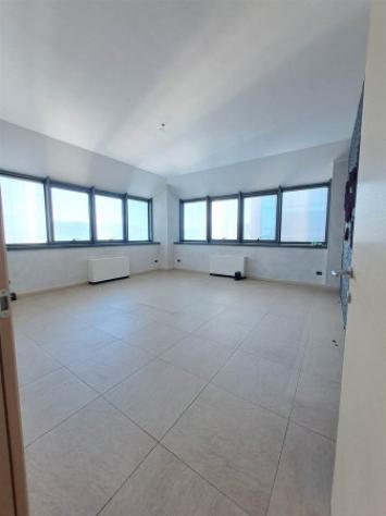 ufficio in vendita a Casalecchio di Reno