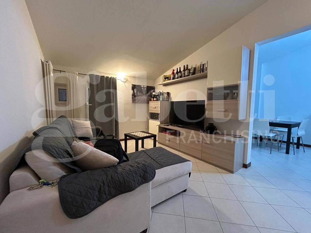 appartamento in vendita a Casalecchio di Reno in zona Garibaldi/La Mutua