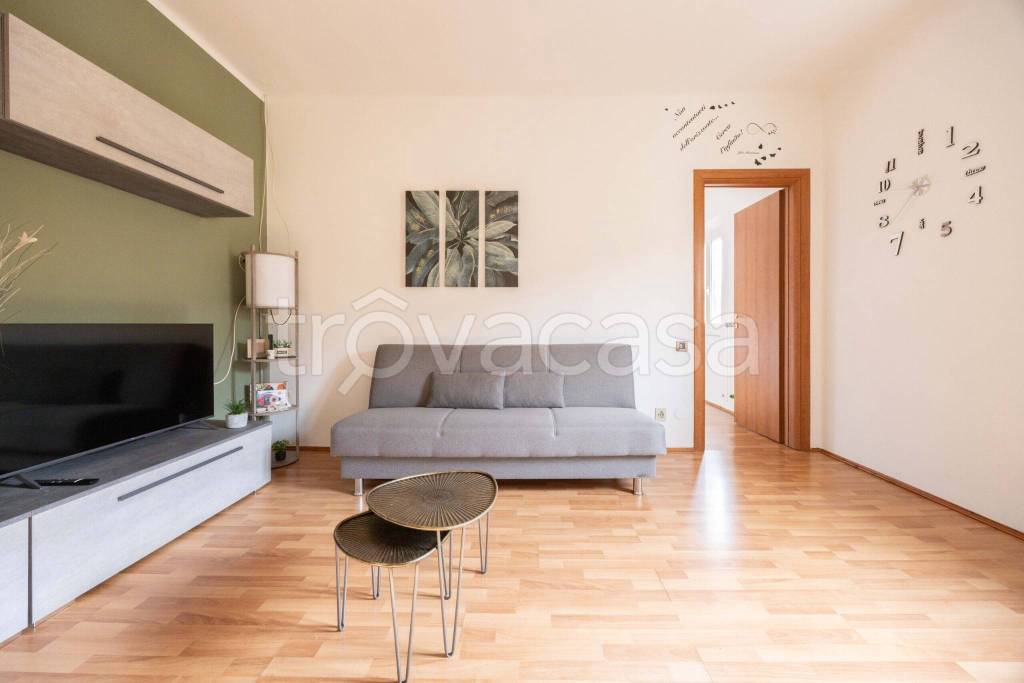 appartamento in vendita a Casalecchio di Reno in zona Garibaldi/La Mutua