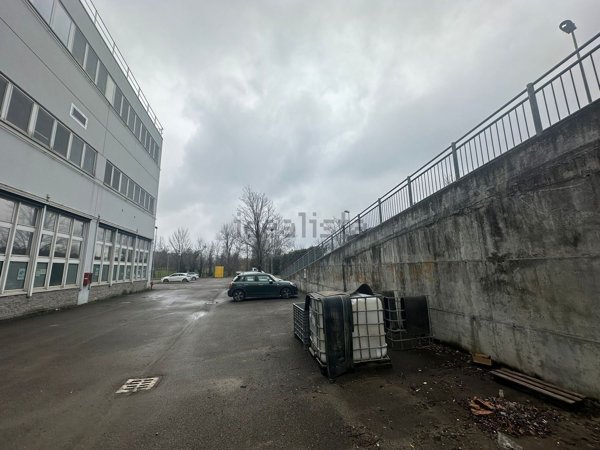 capannone in vendita a Casalecchio di Reno in zona San Biagio