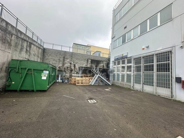 capannone in vendita a Casalecchio di Reno in zona San Biagio